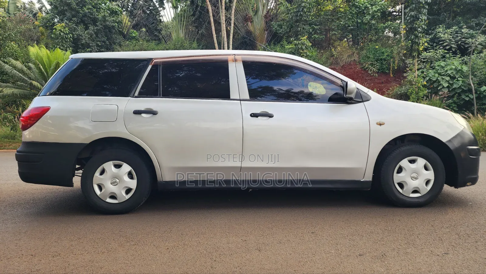 Nissan Advan 2015 Silver