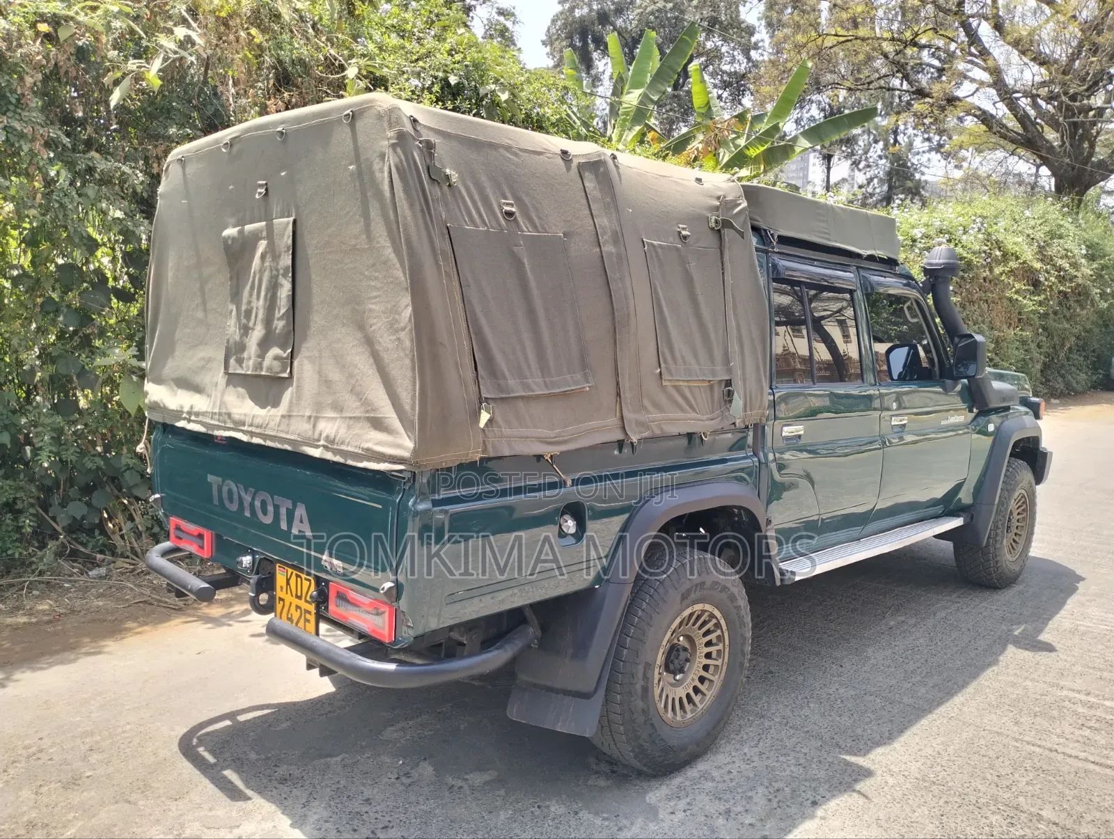 Toyota Land Cruiser 2014 Green