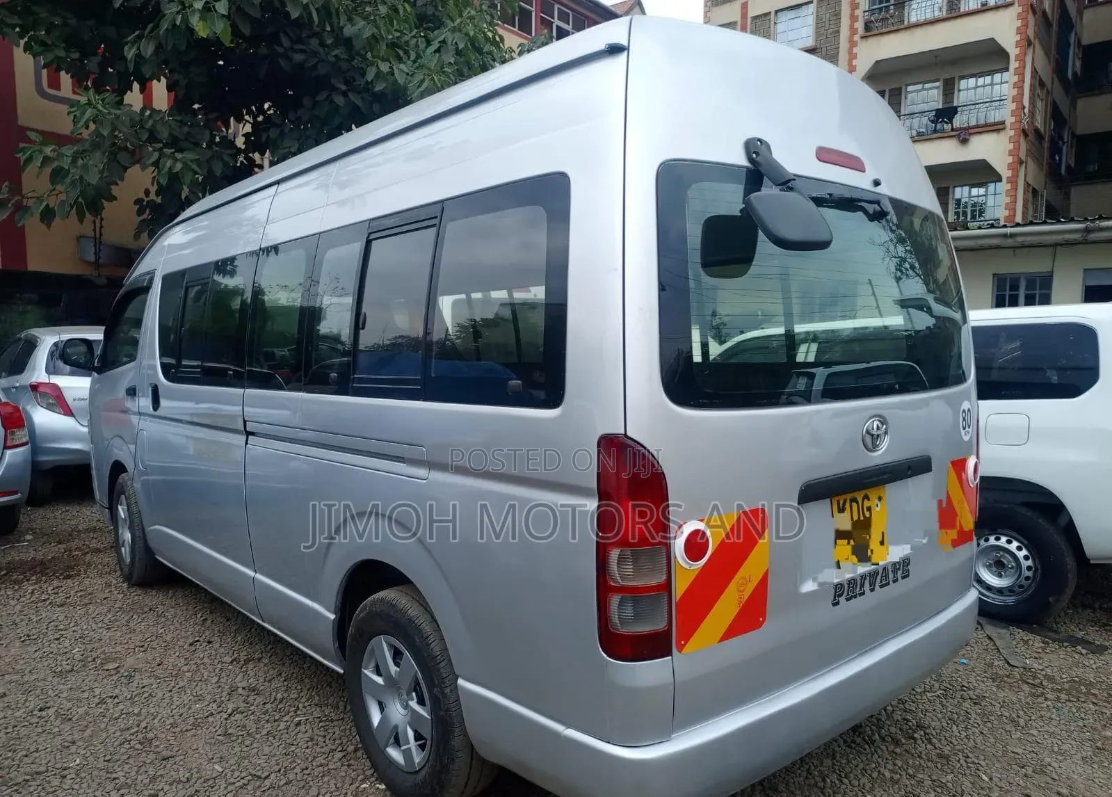 Toyota HiAce 2014 Silver