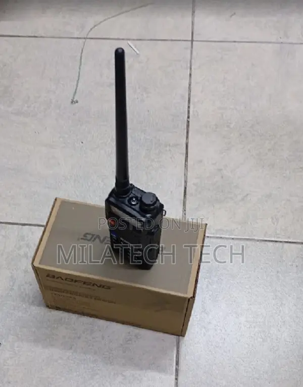Baofeng UV-5R Handheld Wireless Radio