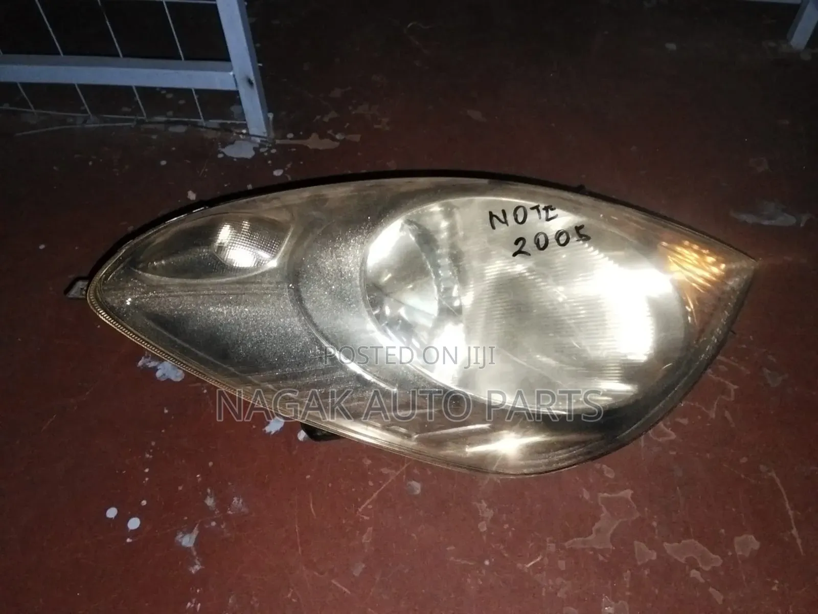 Nissan Note 2005 /2007 Xenon Headlight