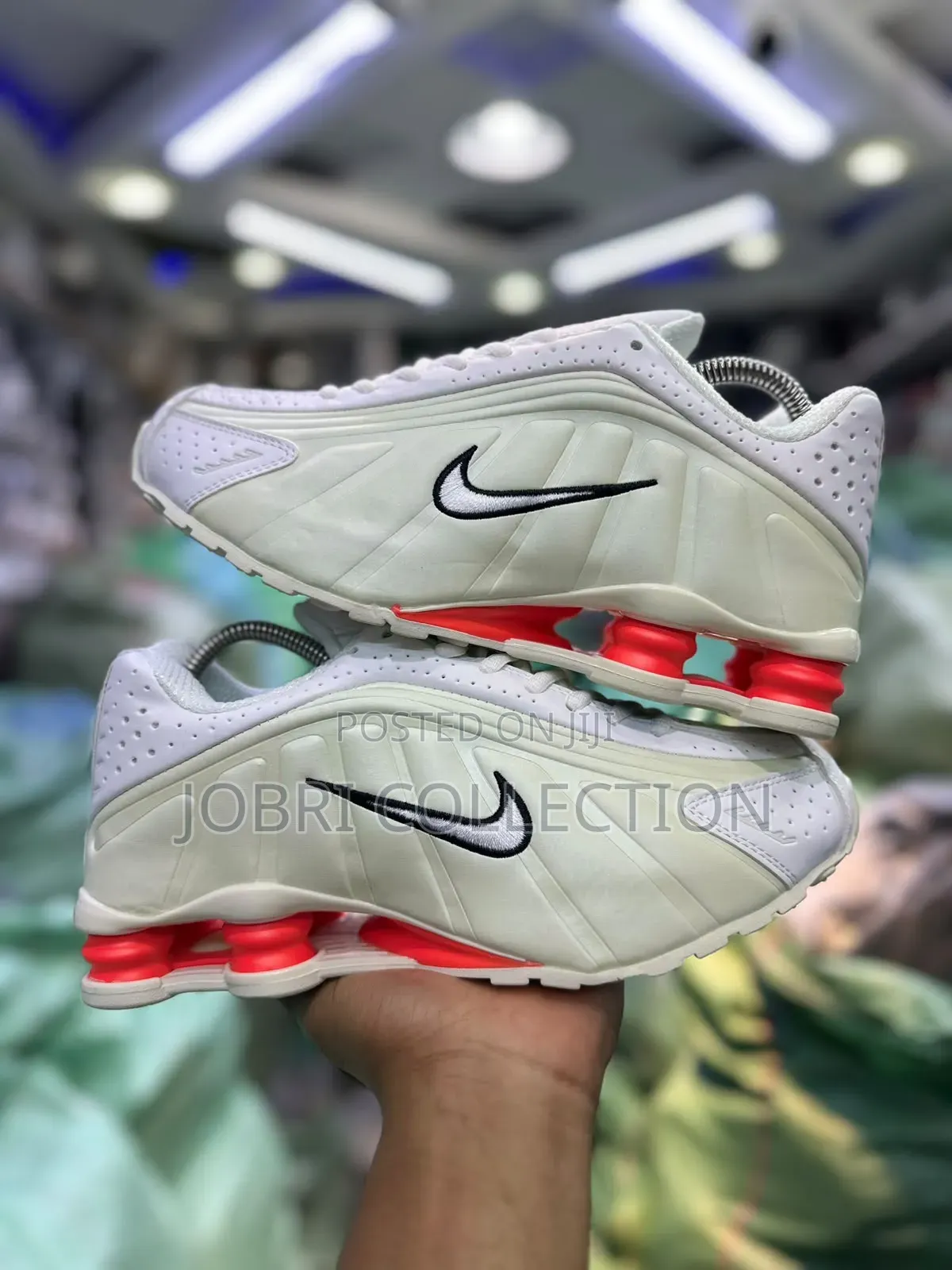 Nike Shox R4 ” White Phantom“
Quality Leather Sneakers