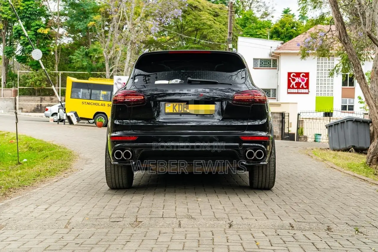 Porsche Cayenne GTS 4dr SUV AWD (3.6L 6cyl Turbo 8A) 2015 Black