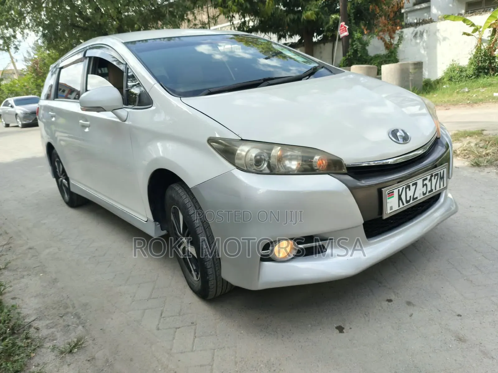 Toyota Wish 2012 White
