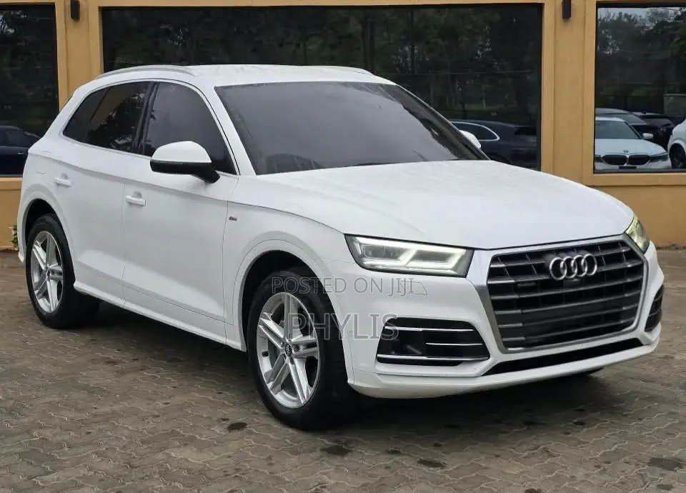 Audi Q5 2.0T Premium AWD quattro 2018 White