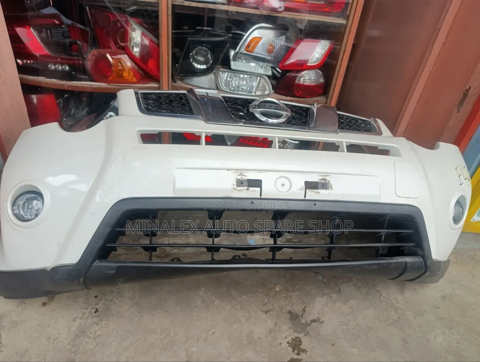 Nissan X-Tril Front Bumper Complete With Fog Lights and Covers
