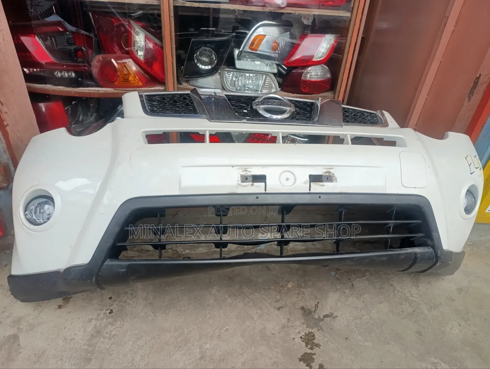 Nissan X-Tril Front Bumper Complete With Fog Lights and Covers