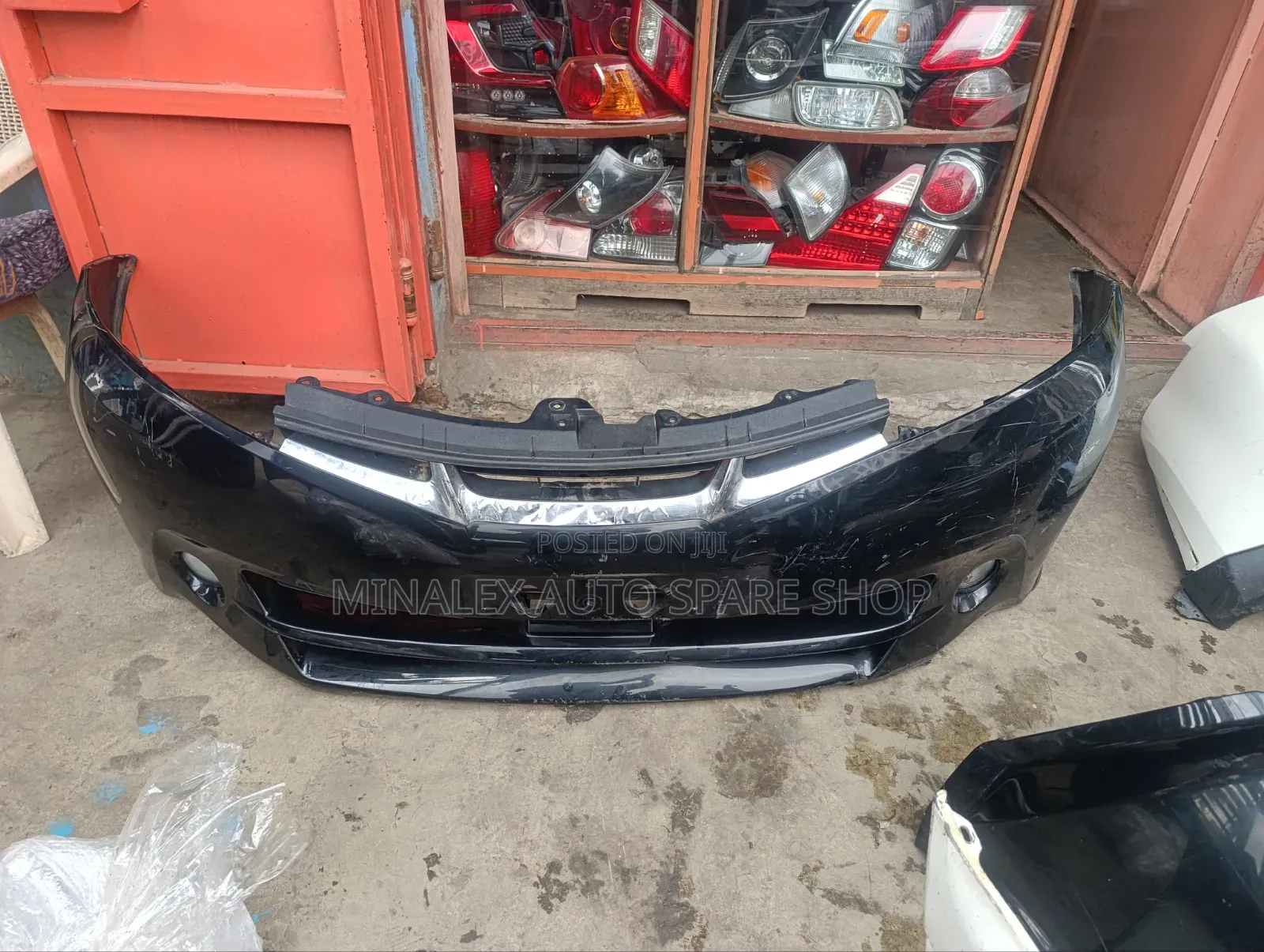 Front Bumper Toyota Wish 2012 Complete With Foglights and Covers