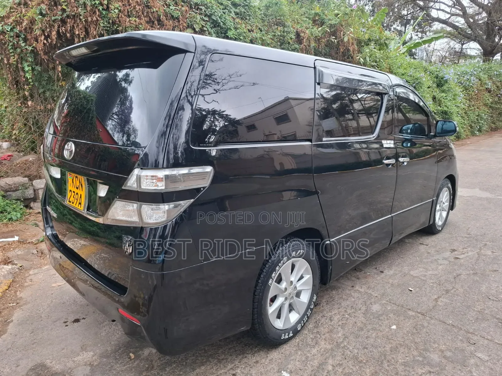Toyota Vellfire 2010 Black