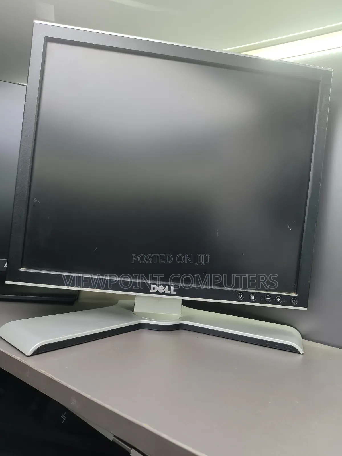 HP Monitor 17 Inches