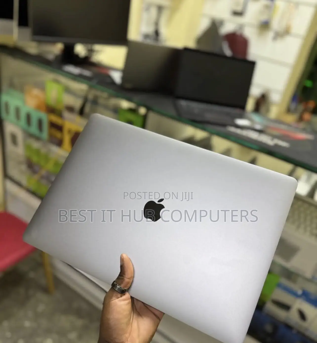 Laptop Apple MacBook Pro 2019 16GB Intel Core i9 SSD 512GB