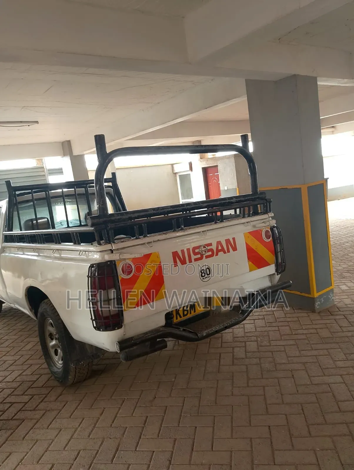 Nissan Hardbody 2005 White