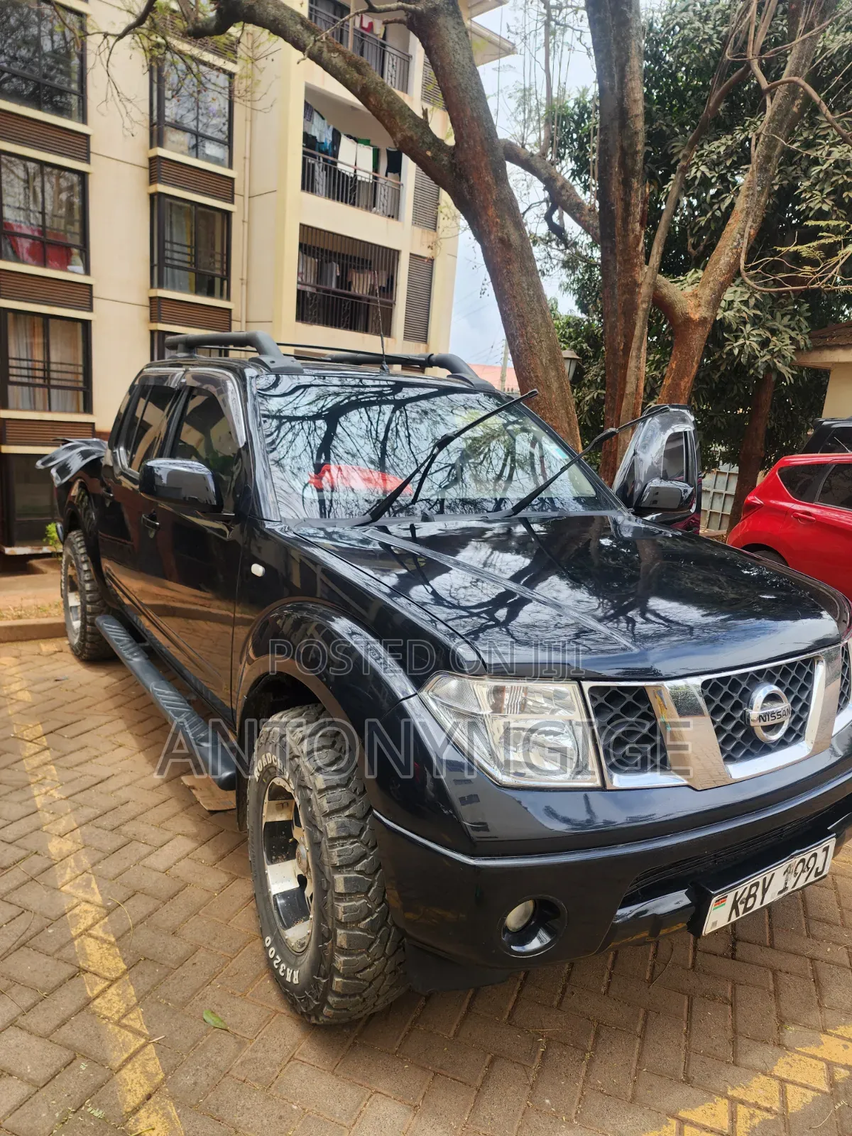 Nissan Navara 2.5 dCi 4x4 2007 Black