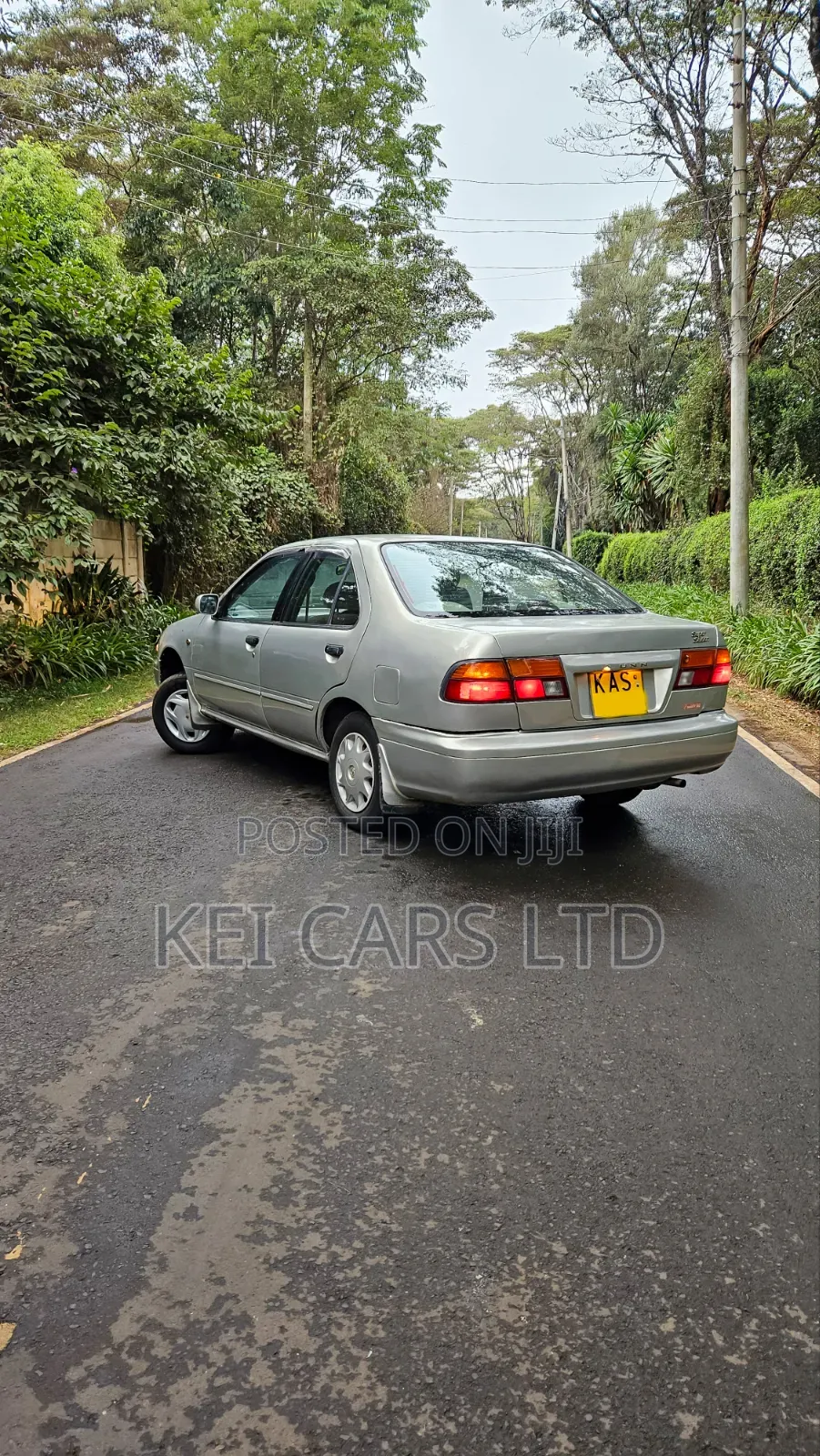 Nissan Sunny 1997 Silver