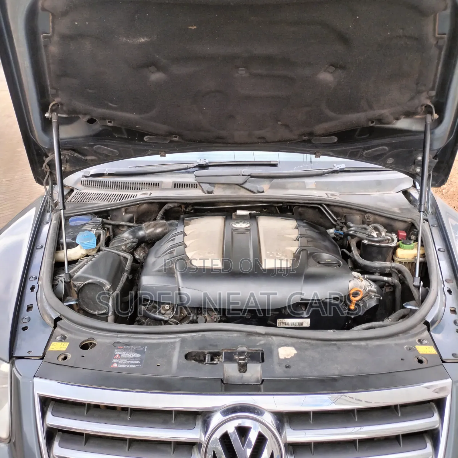 Volkswagen Touareg 2.5 R5 TDi Tiptronic 2006 Gray
