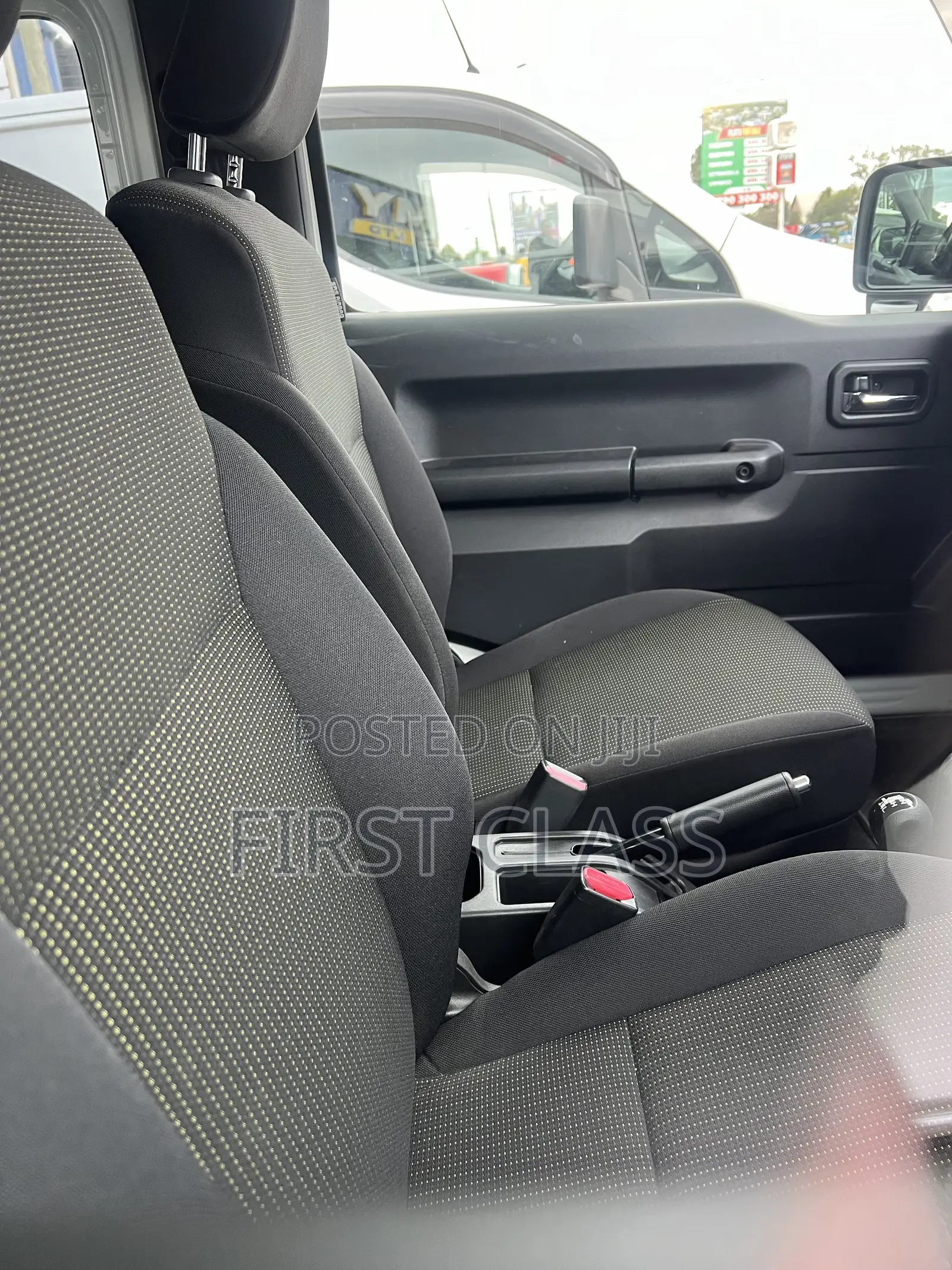 Suzuki Jimny 2019 White