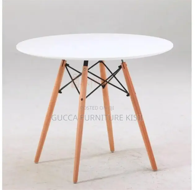 4 Legged Round Dining Table (White)