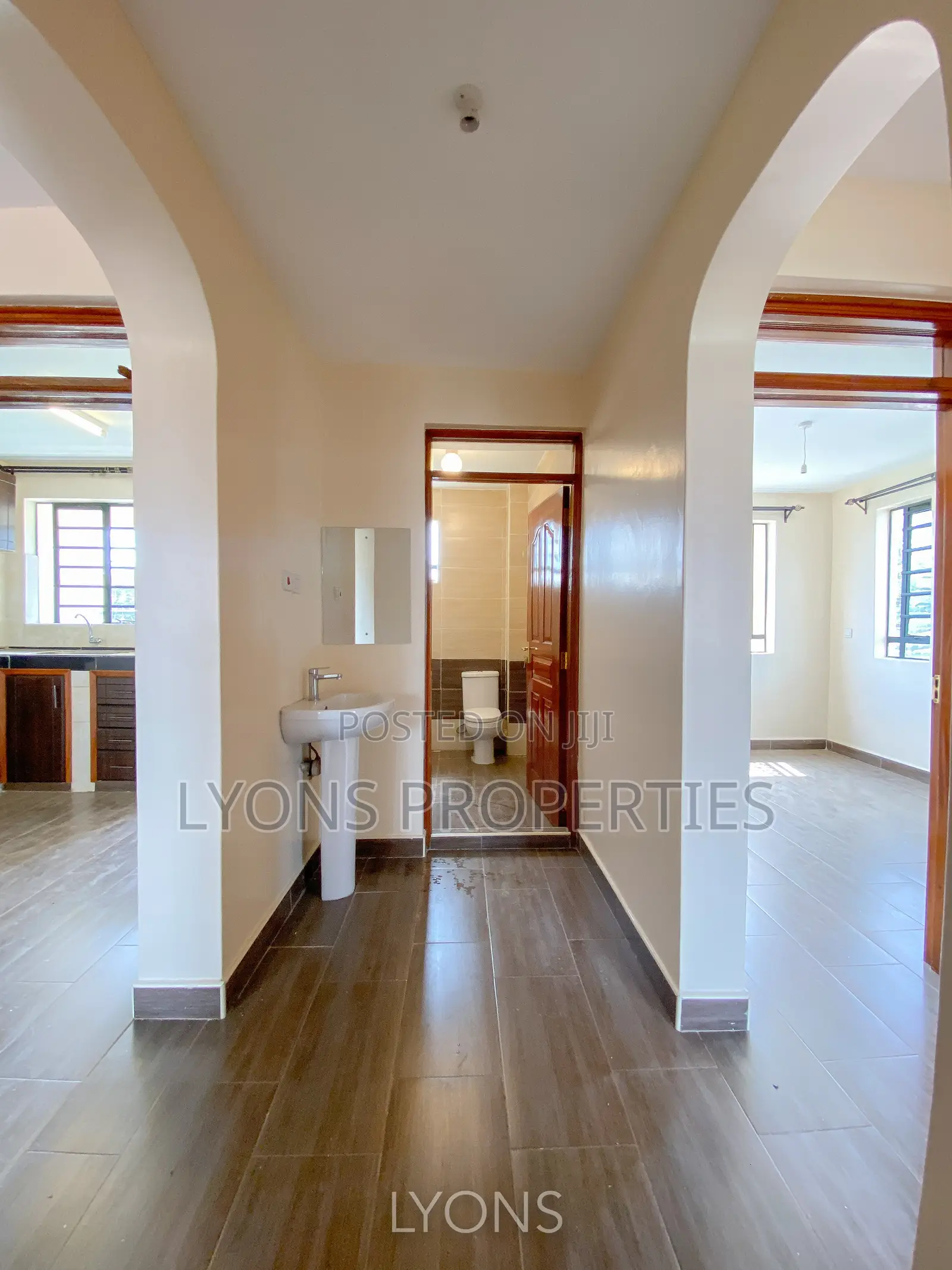 2bdrm Apartment in Villa Sandra, NkaiMurunya for rent
