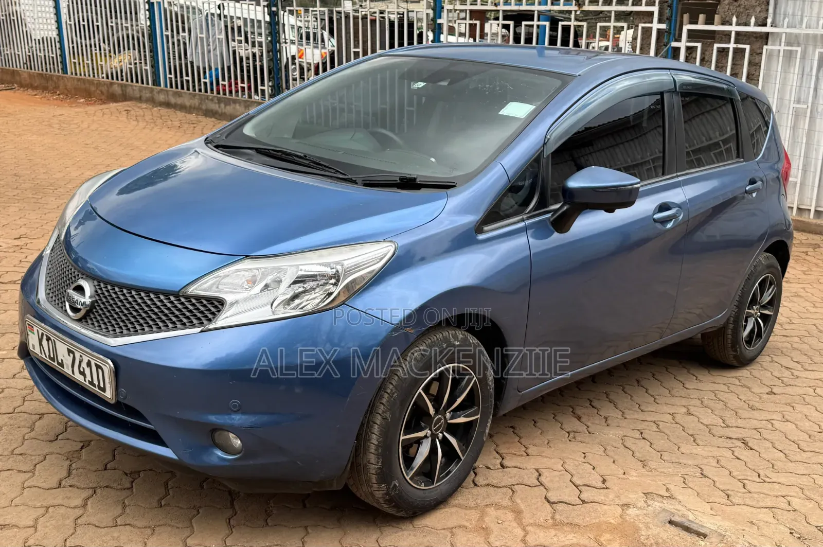 Nissan Note 2016 Blue