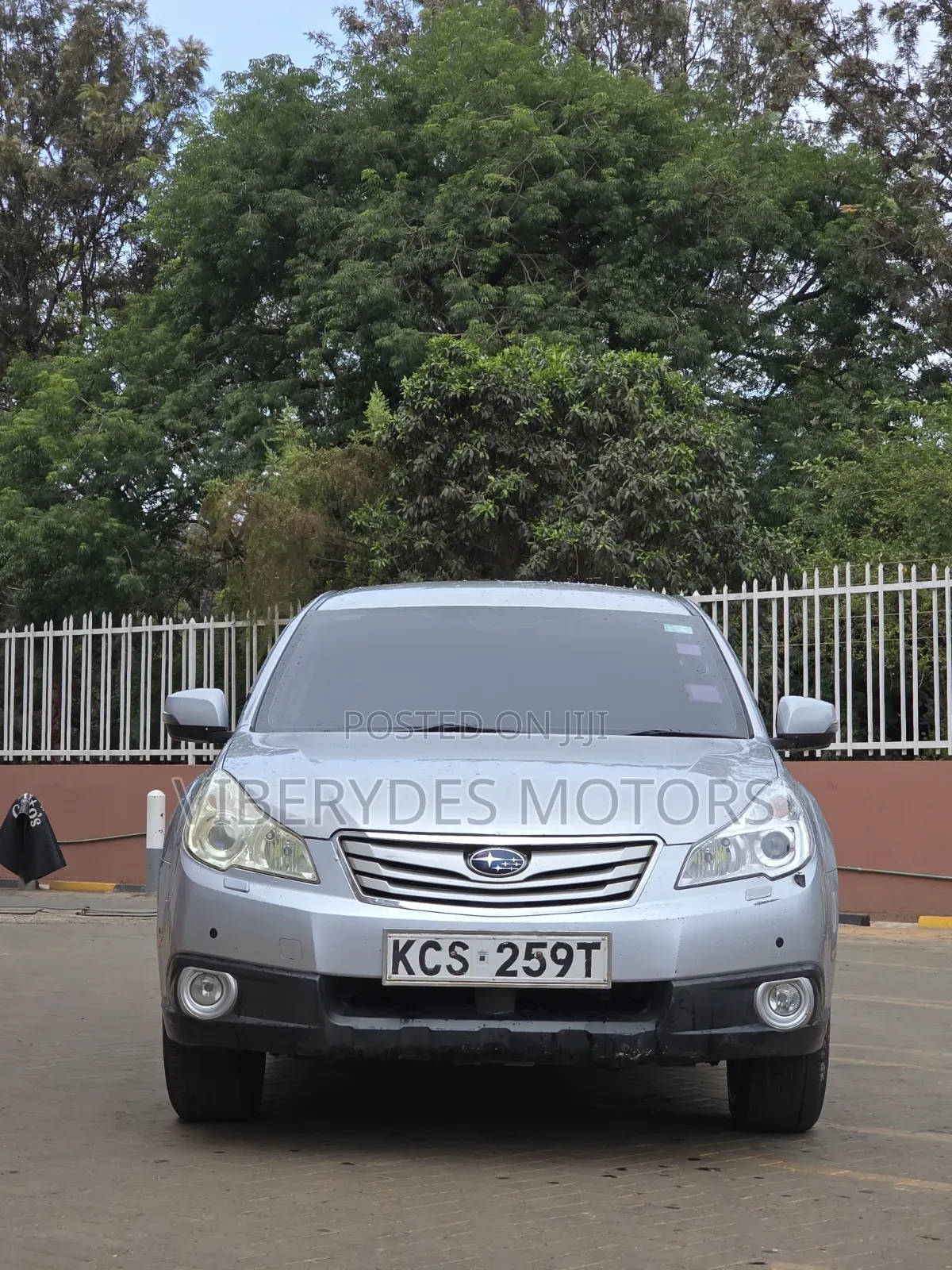 Subaru Outback 2012 Silver