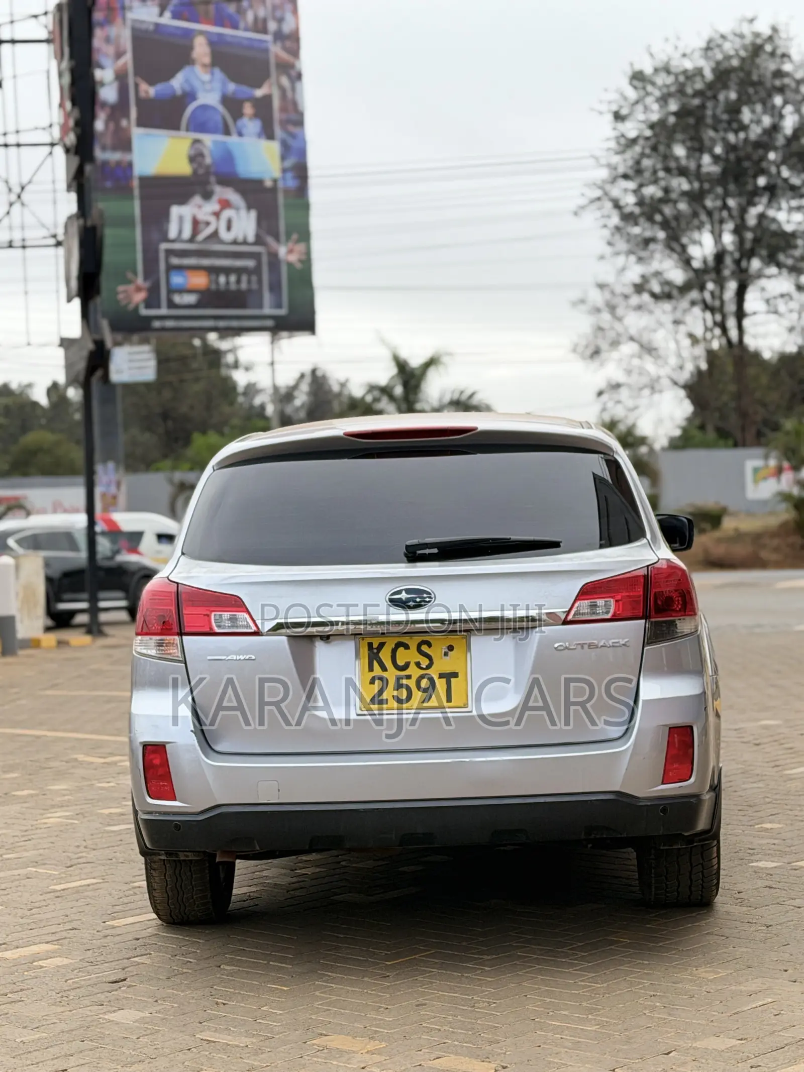 Subaru Outback 2.5i 2012 Silver