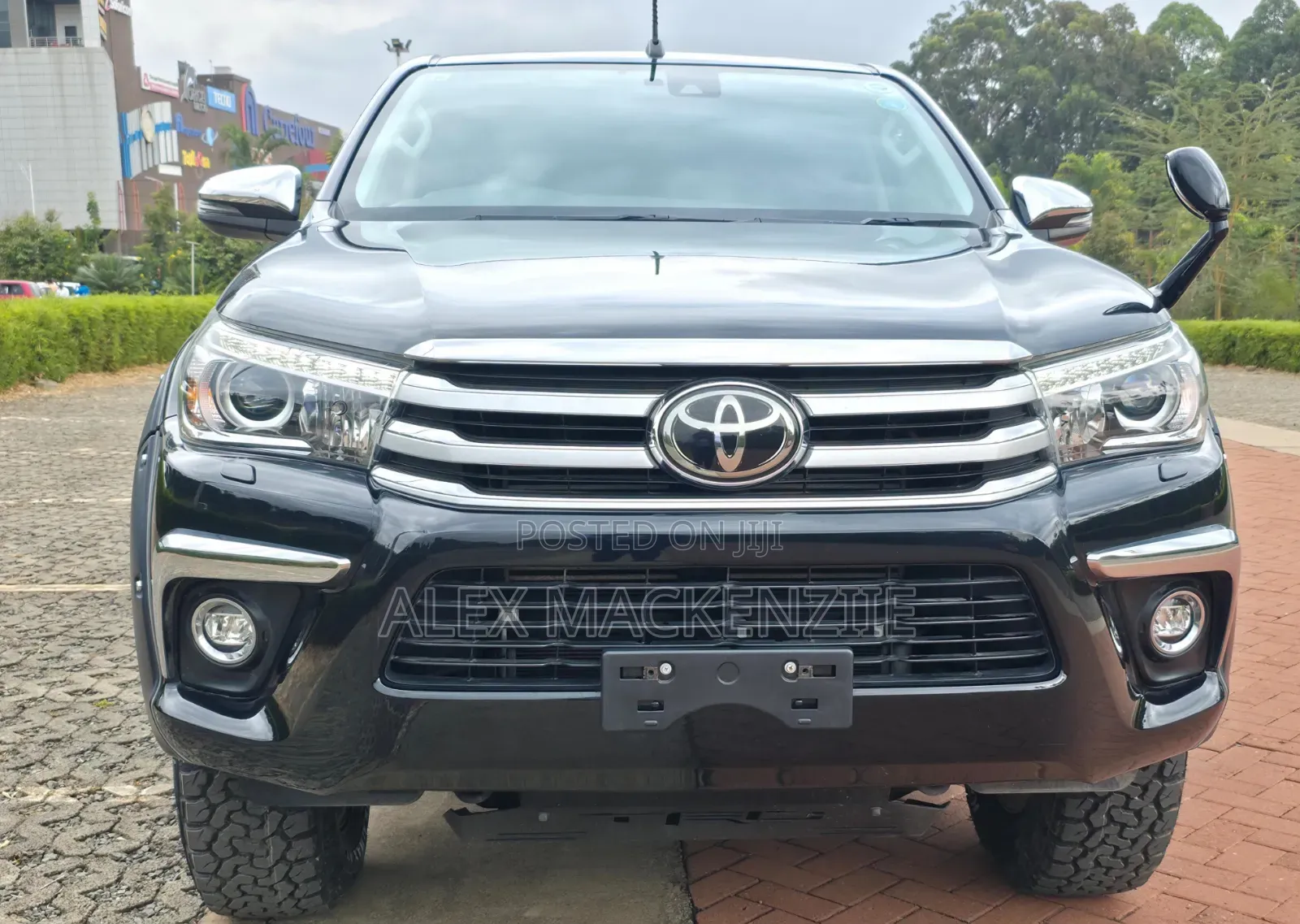 Toyota Hilux 2019 Black