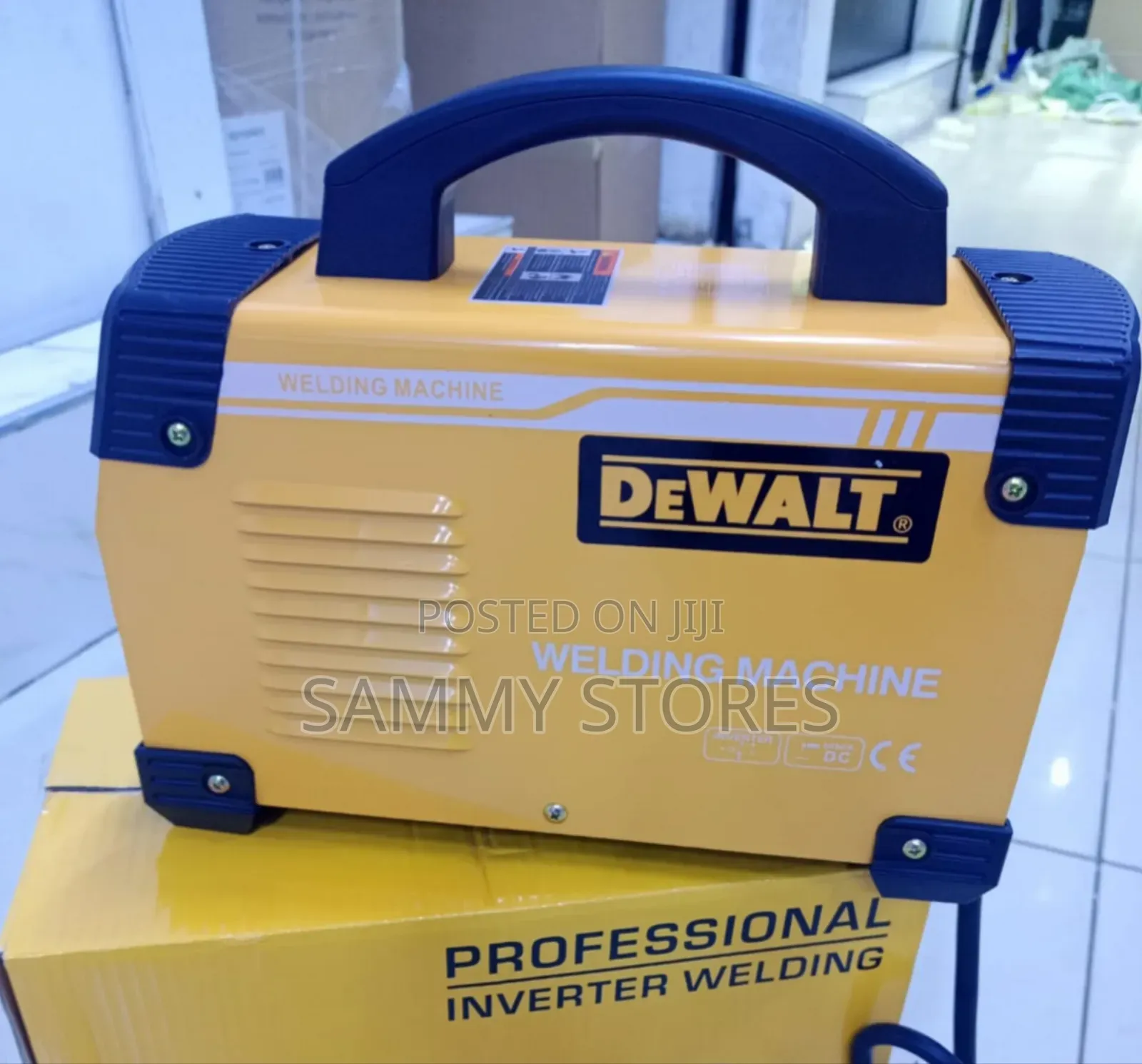 DeWalt 500 Amp Portable Inverter Welding Machine