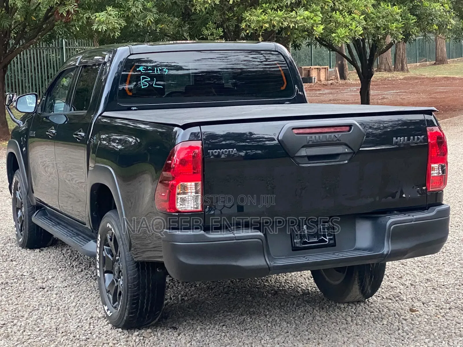 Toyota Hilux 2019 Black