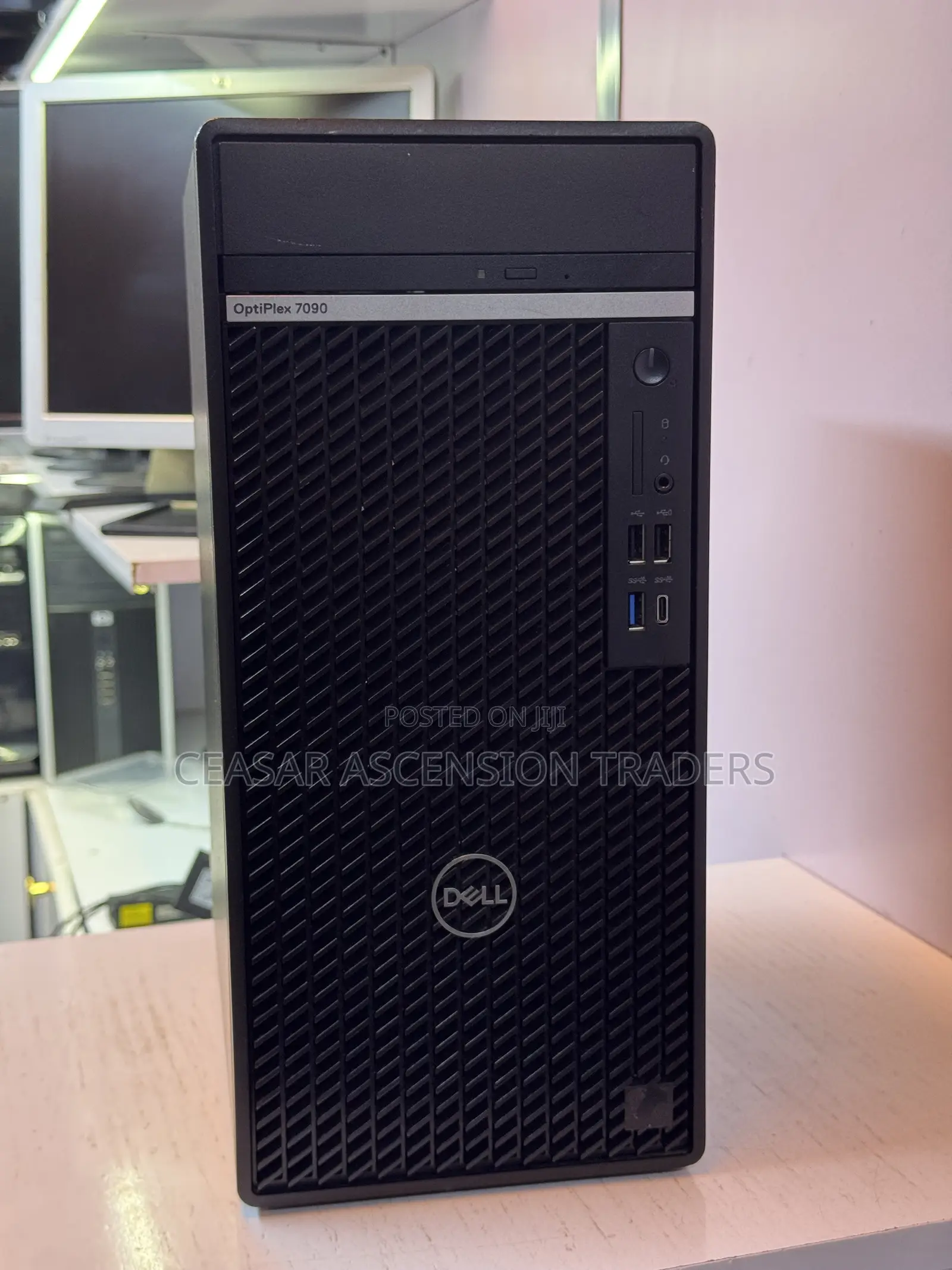 Desktop Computer Dell Optiplex 7090 8GB Intel Core i7 SSD 256GB