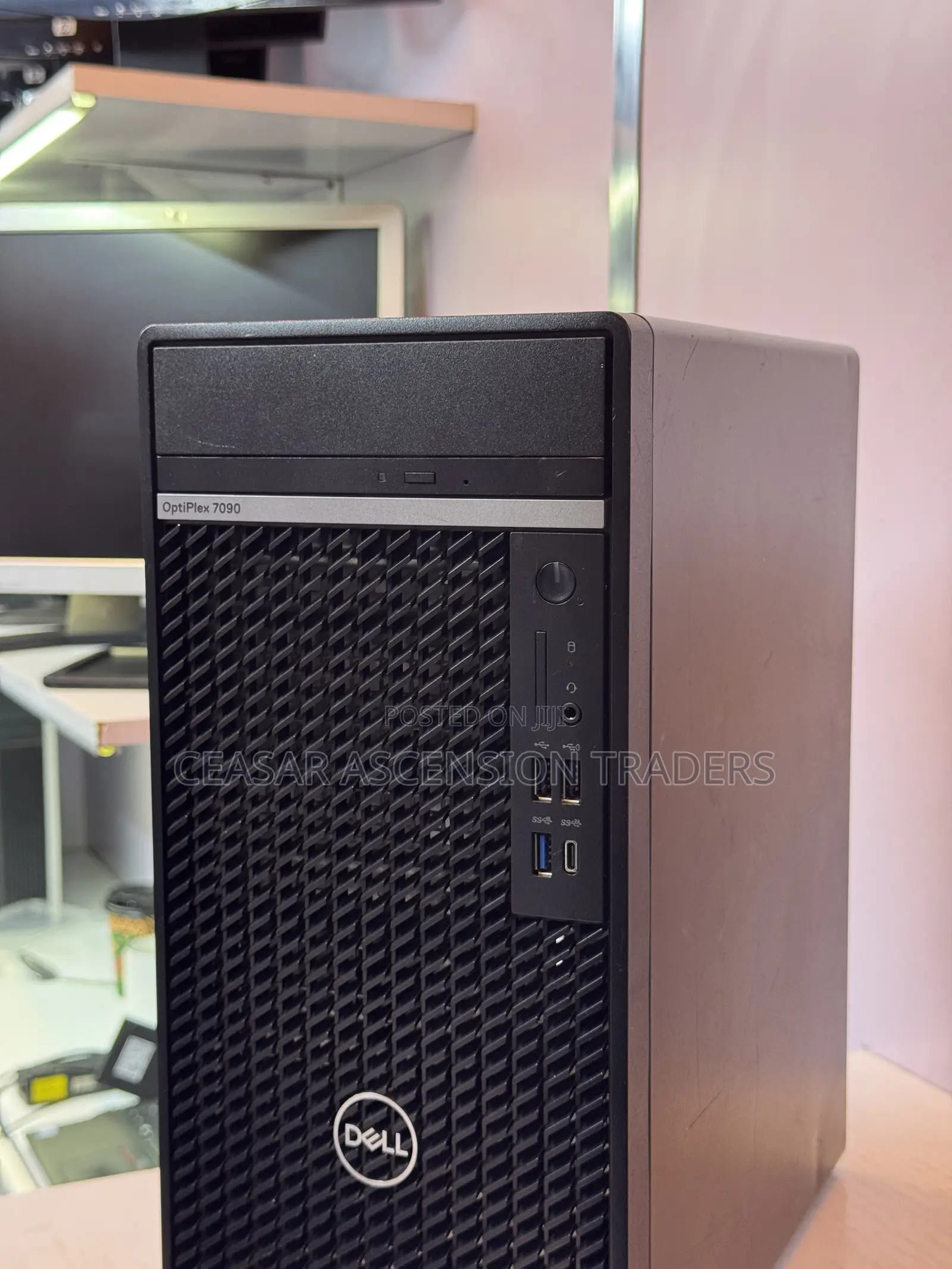 Desktop Computer Dell Optiplex 7090 8GB Intel Core i7 SSD 256GB