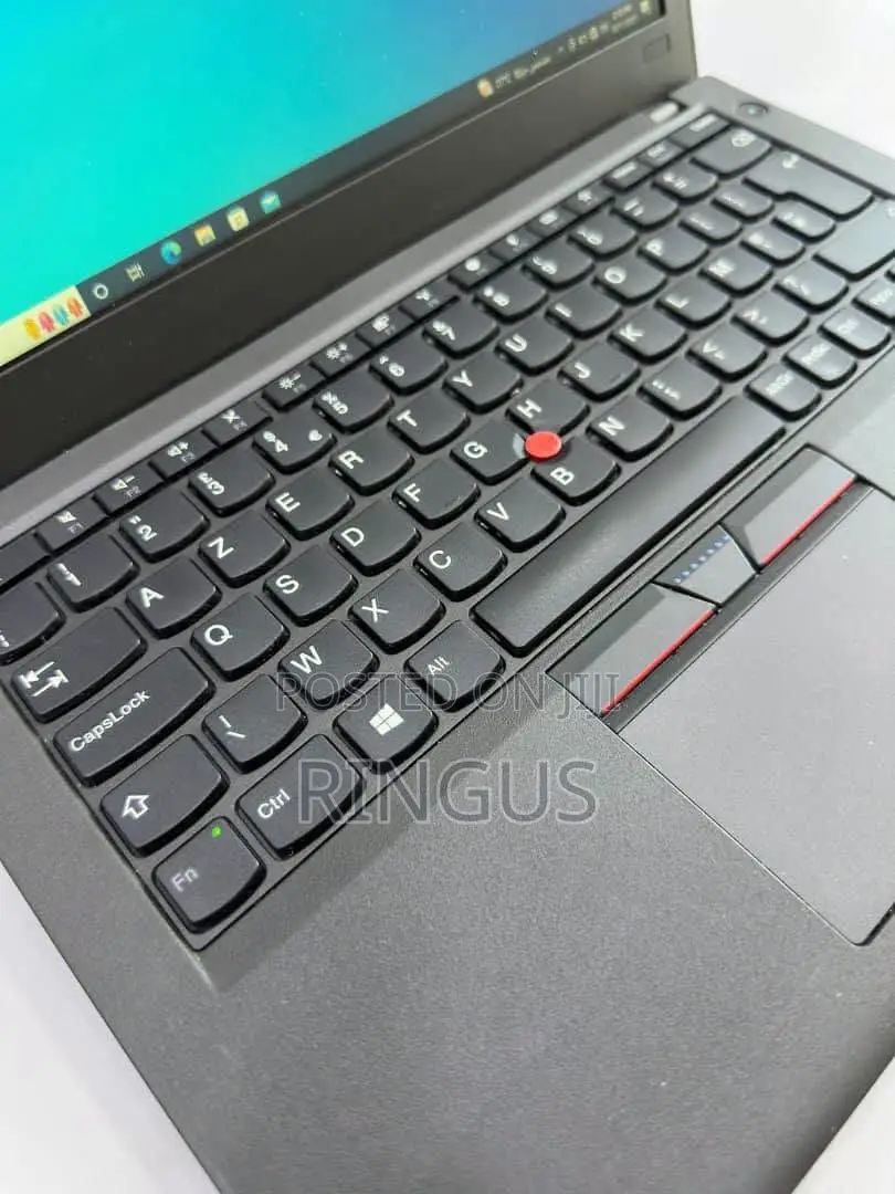Laptop Lenovo ThinkPad X270 8GB Intel Core i7 SSD 256GB