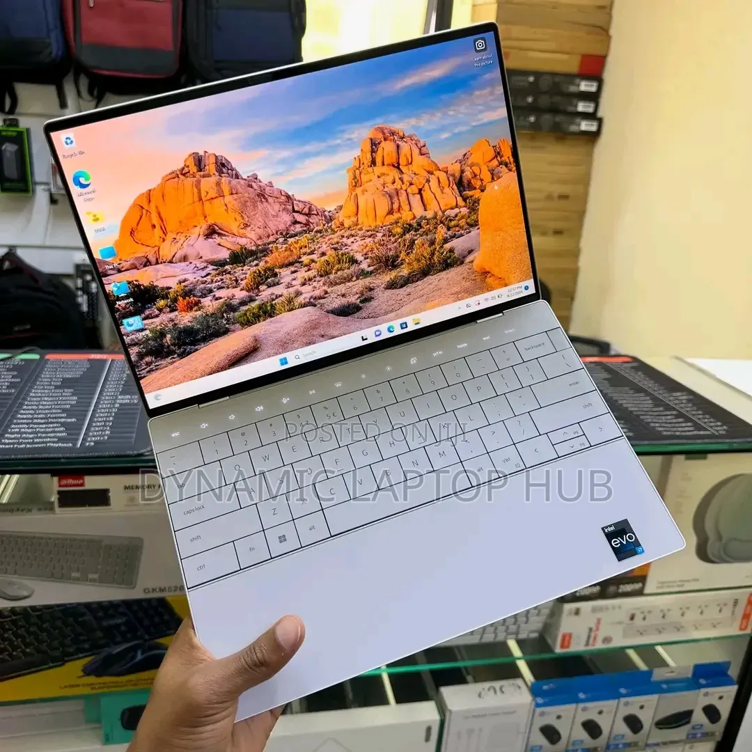 Laptop Dell XPS 13 9320 32GB Intel Core i7 SSD 512GB
