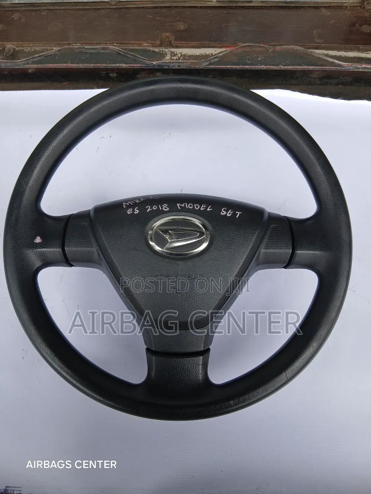 Daihatsu Mira Steering Airbag