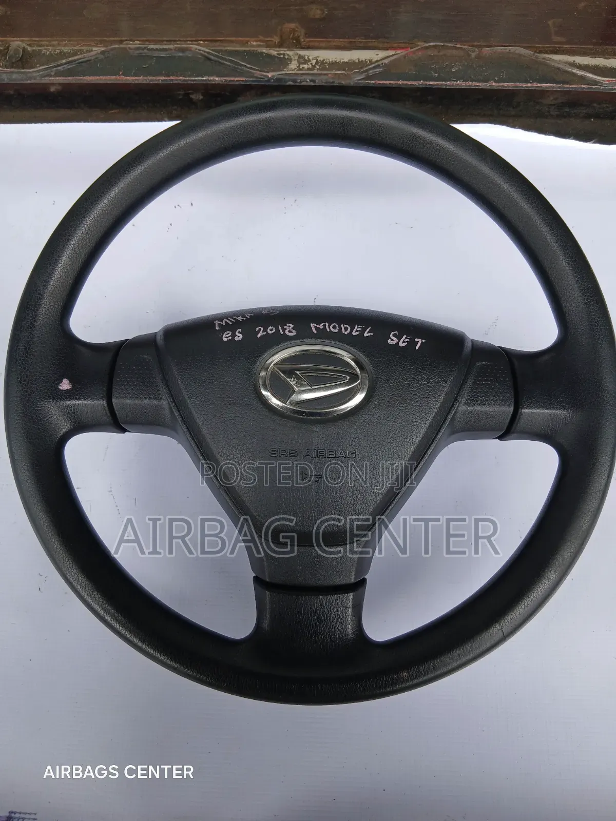 Daihatsu Mira Steering Airbag