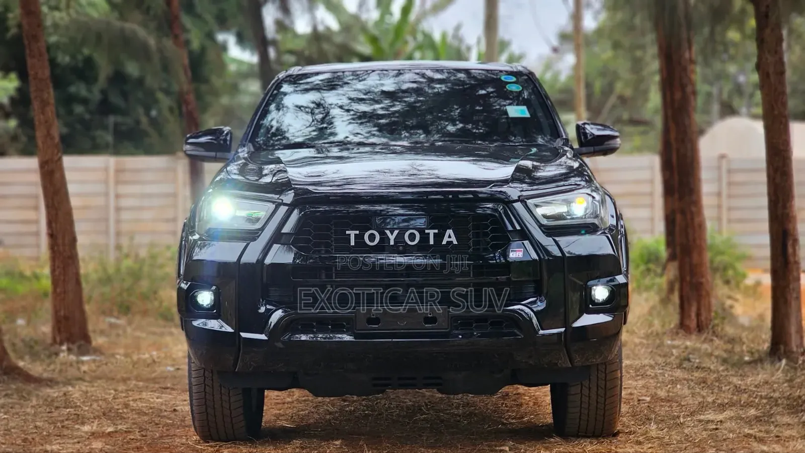 Toyota Hilux Revo Double Cab Deisel 2.4 AWD 2022 Black