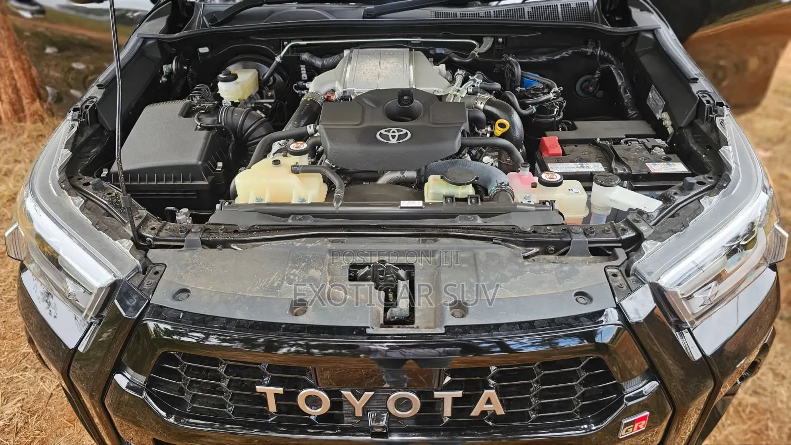 Toyota Hilux Revo Double Cab Deisel 2.4 AWD 2022 Black