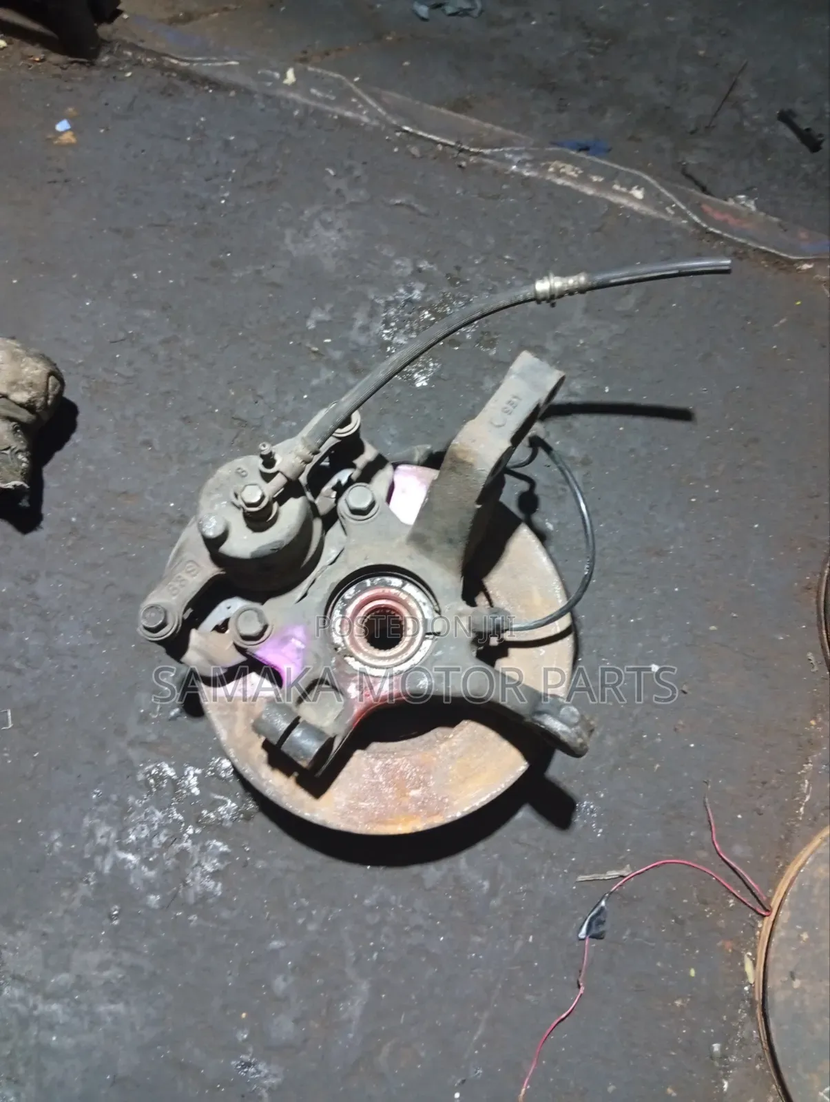 Note E11 Hub