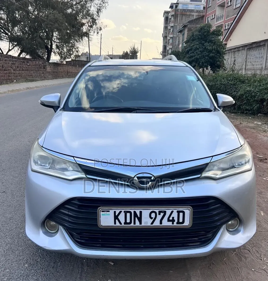 Toyota Corolla Fielder 2017 Silver