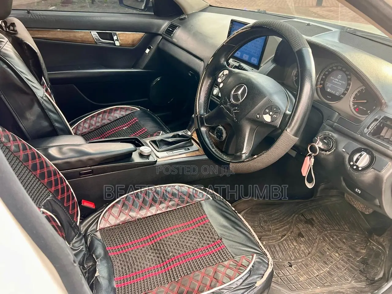 Mercedes-Benz C200 2009 Pearl