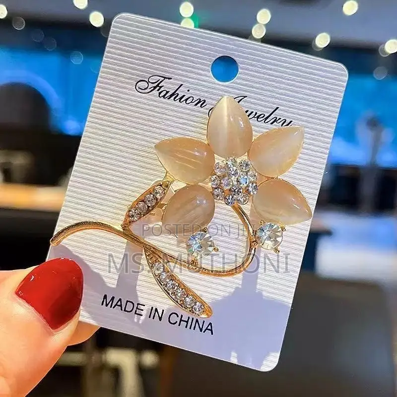 Elegant Anchor Pieces (Brooches)
