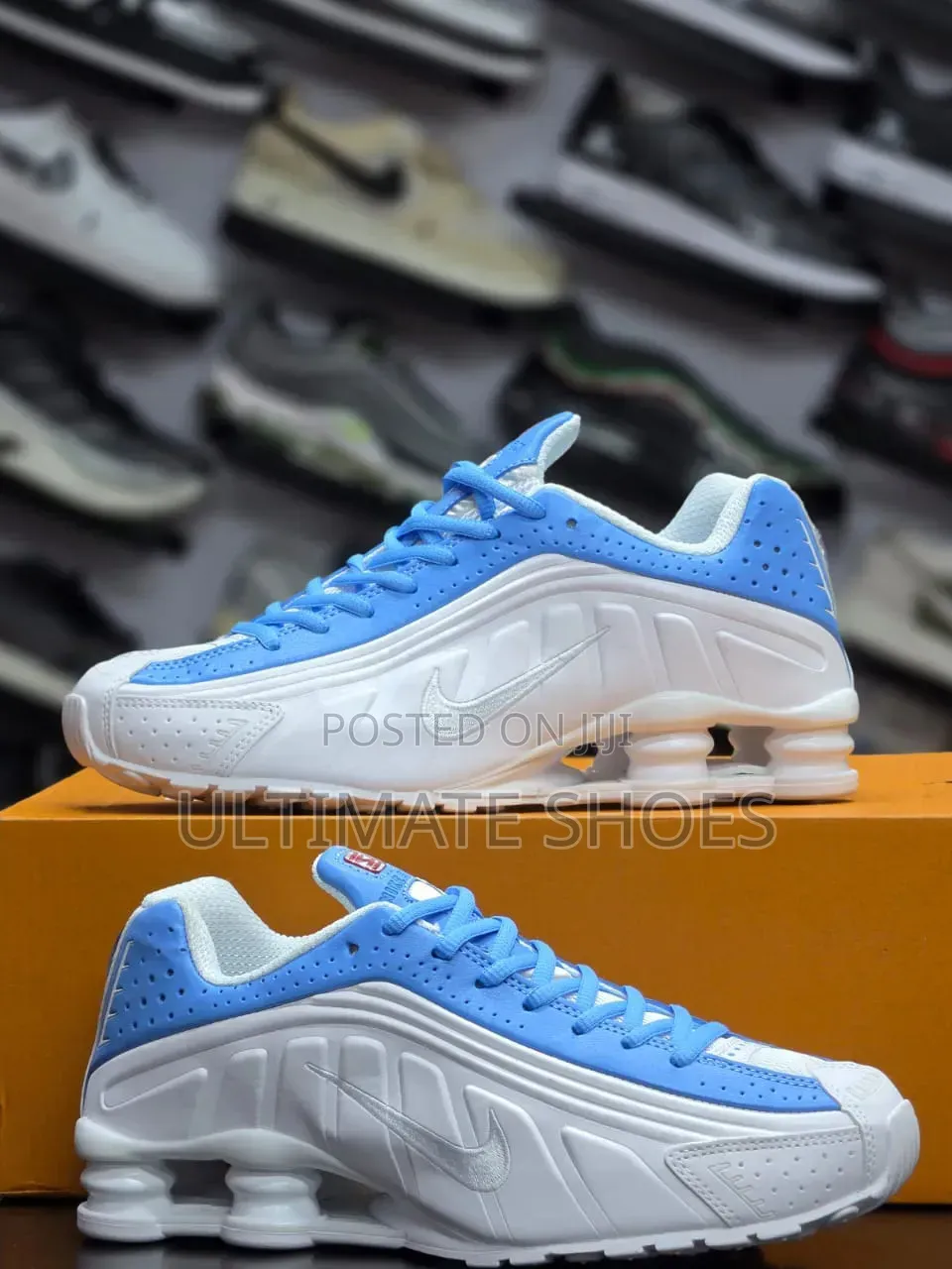 Nike Shox R4 White Blue Sneakers