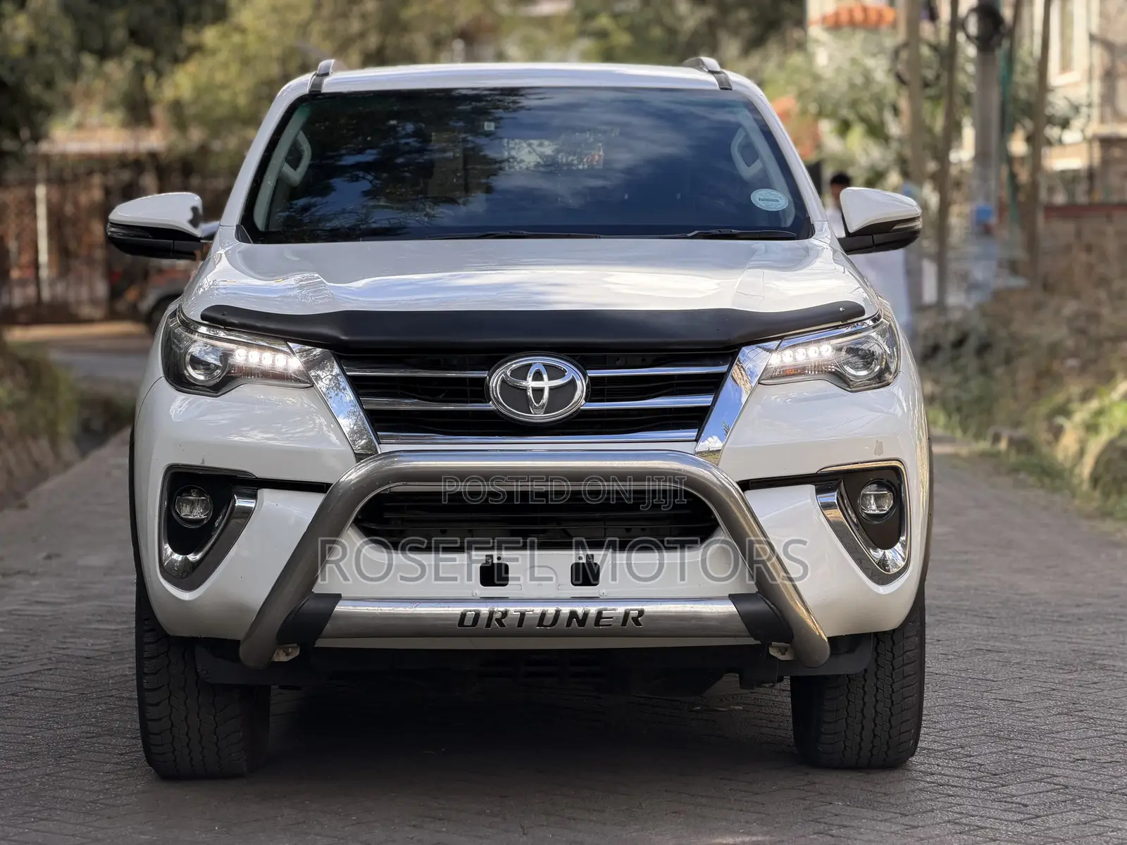 Toyota Fortuner 2.8 D AWD 2019 White