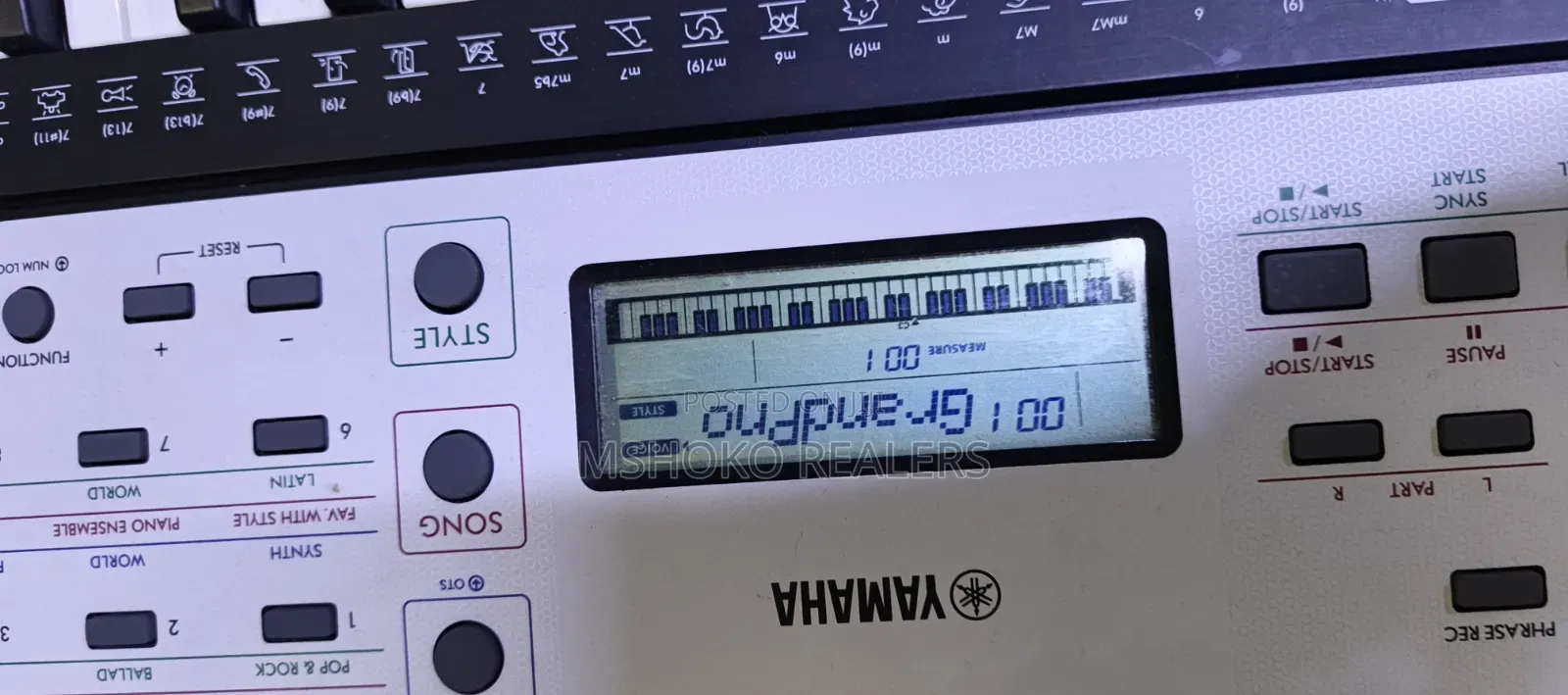 Yamaha Keyboard YPT 270