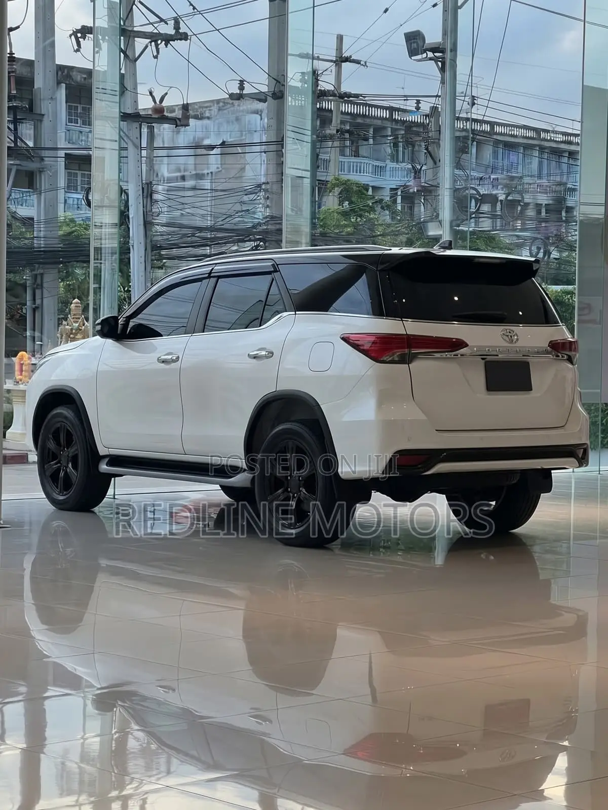 Toyota Fortuner 2.8 D AWD 2019 White