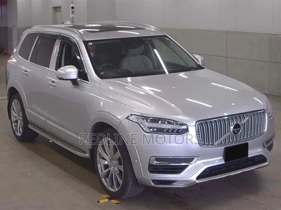 Volvo XC90 T6 Momentum AWD 2019 Silver