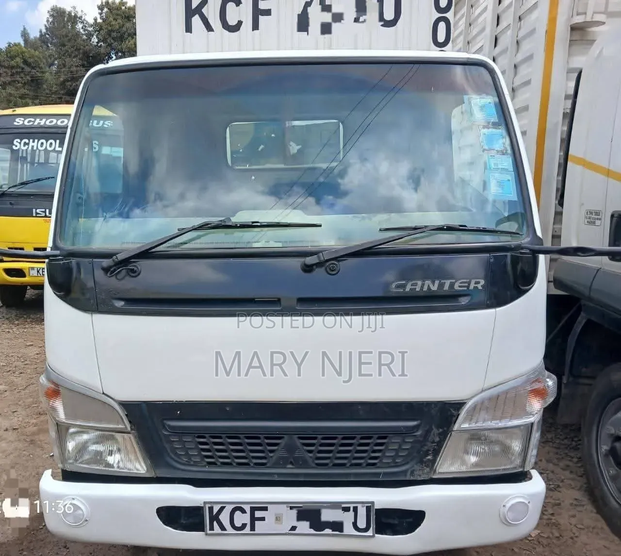Mitsubishi Canter Short Chassis Canter 2015 White