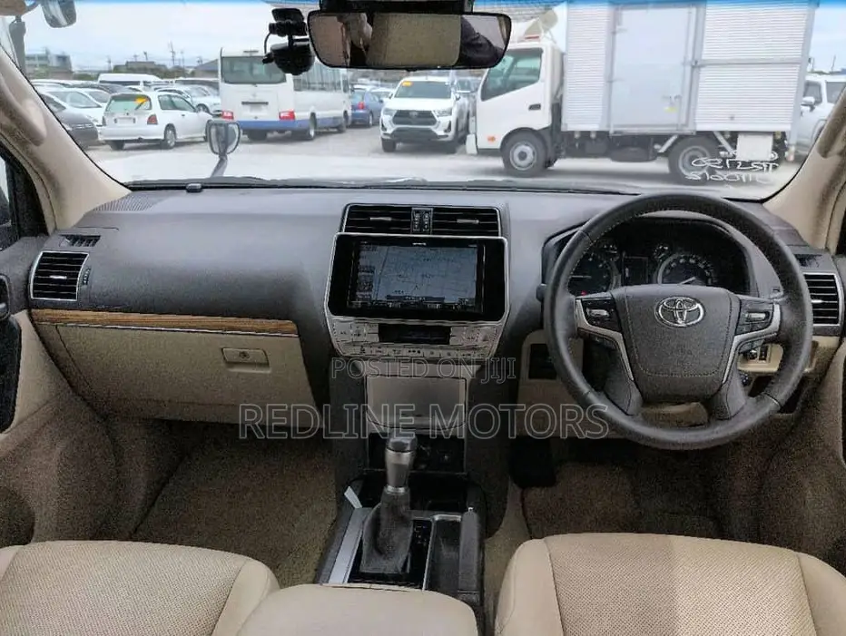 Toyota Land Cruiser Prado 2.7 2020 Gray