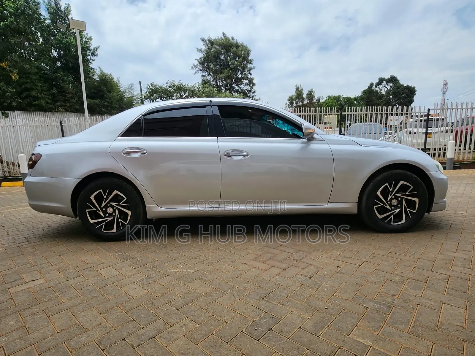 Toyota Mark X 2009 Silver