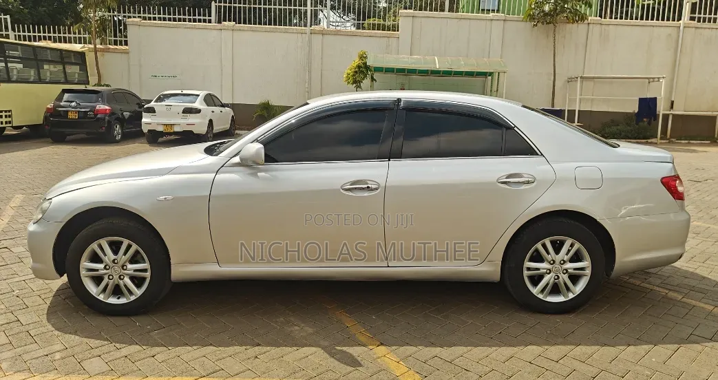Toyota Mark X 2005 Silver