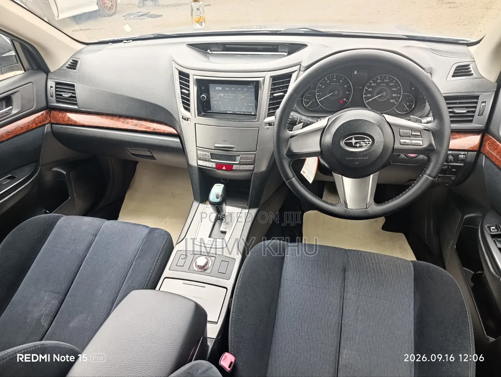 Subaru Outback 2.5i Premium 2012 Silver